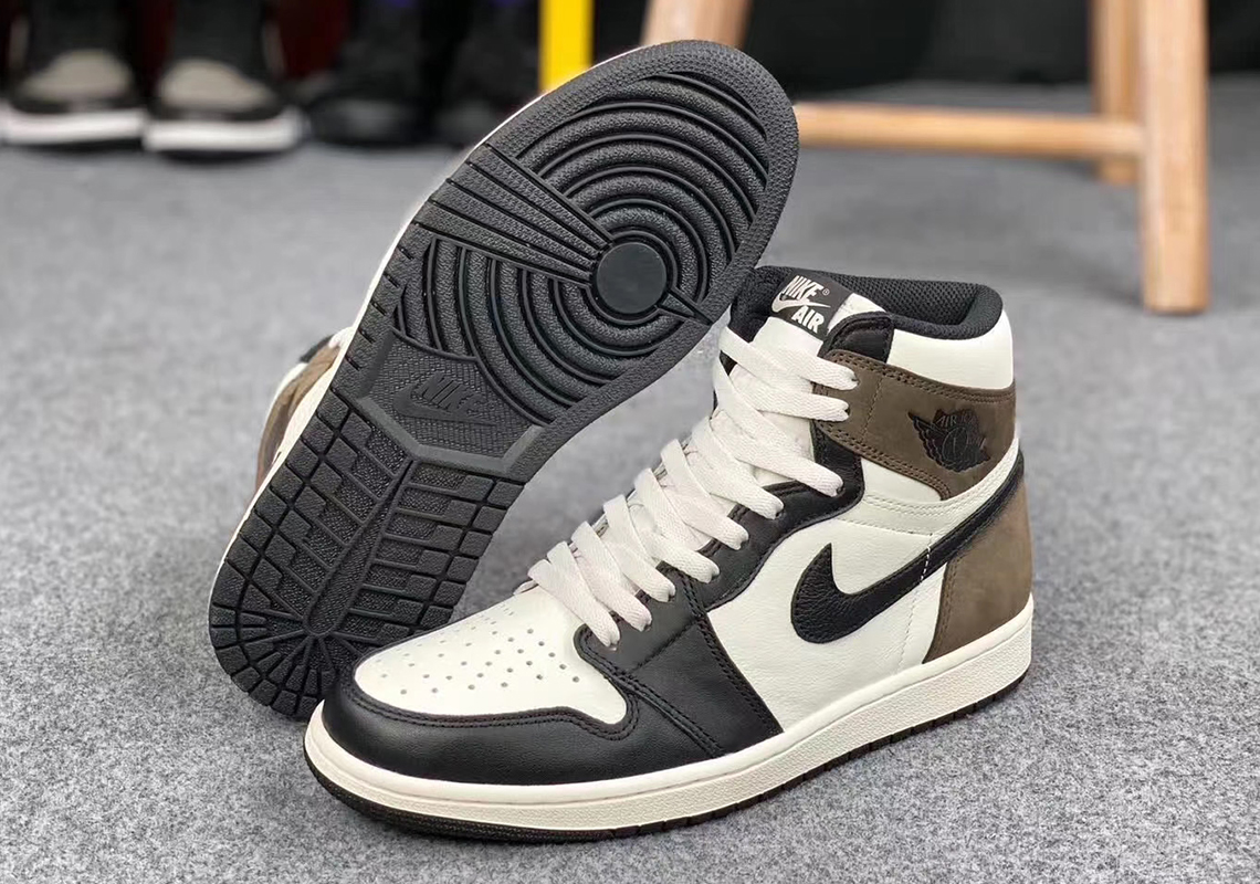 Air Jordan1 Retro High Og ダークモカ-