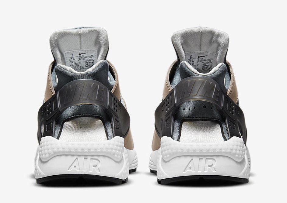 4月16日 金 販売予定 ナイキ エア ハラチ エスケープ 21 俺のレアスニ